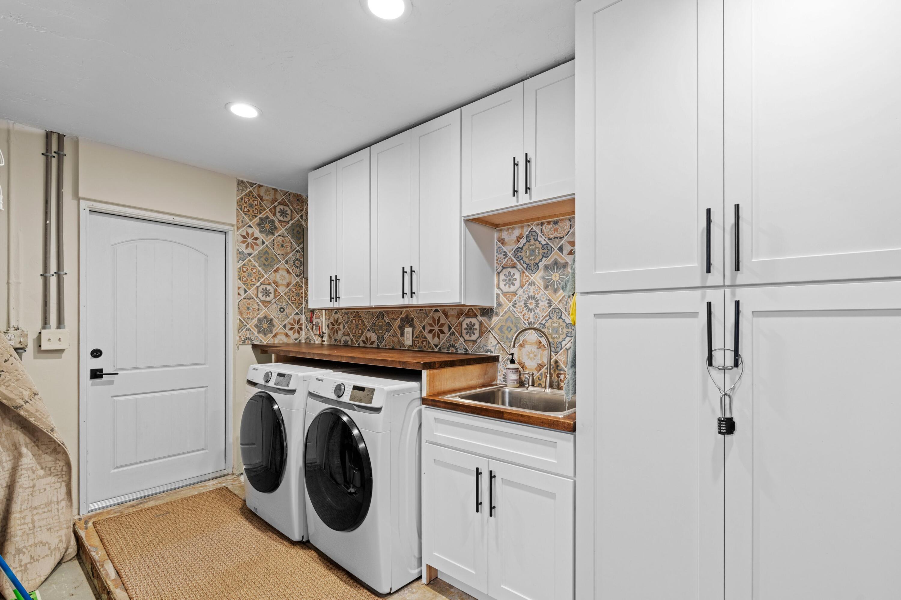 3798 Northwest 2nd Court Boca Raton, FL 33431 - Photo 23 of 45 Laundry Area