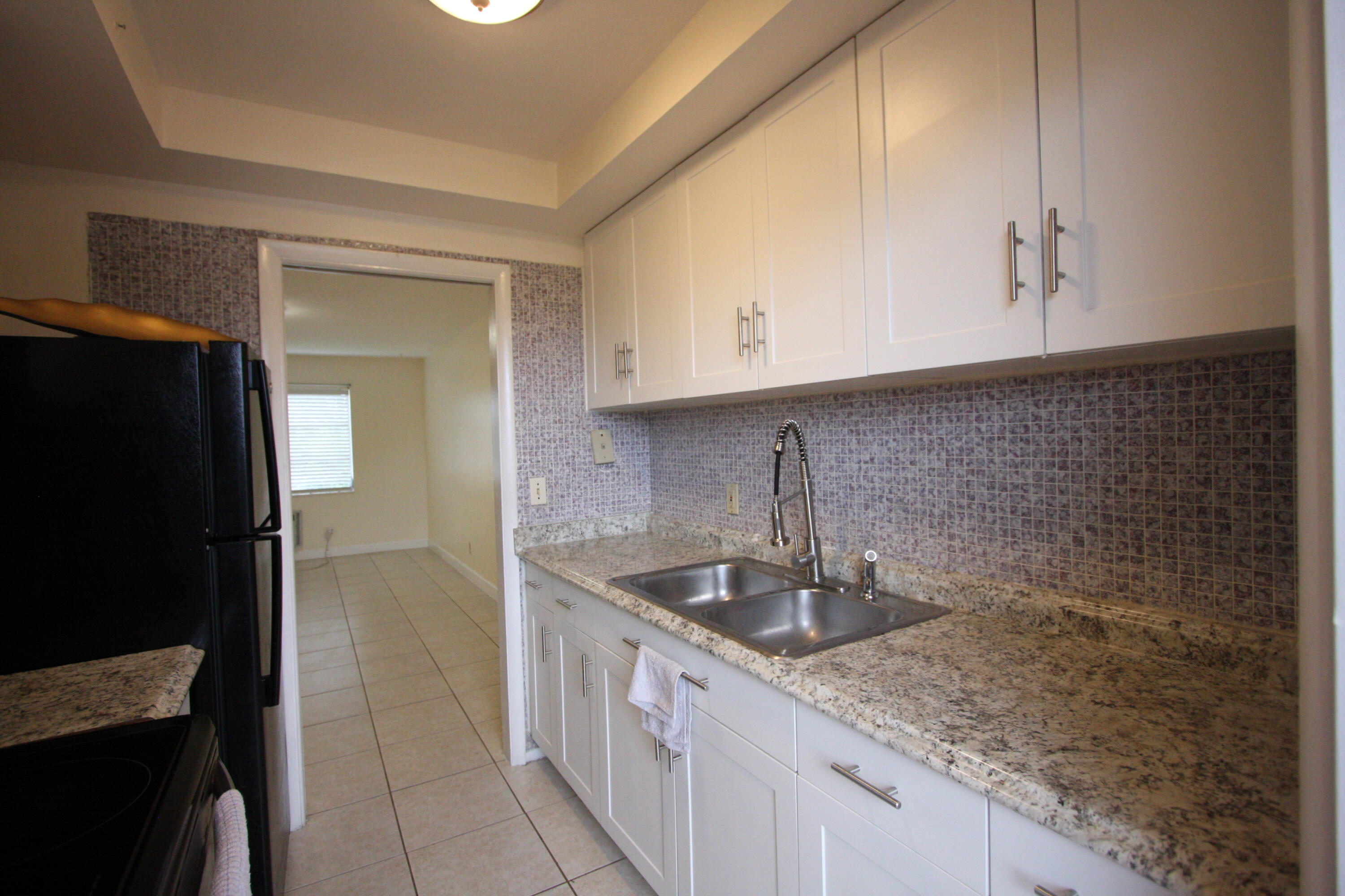 1050 East Sample Road, Unit 209 Pompano Beach, FL 33064 - Photo 16 of 27 IMG_6928