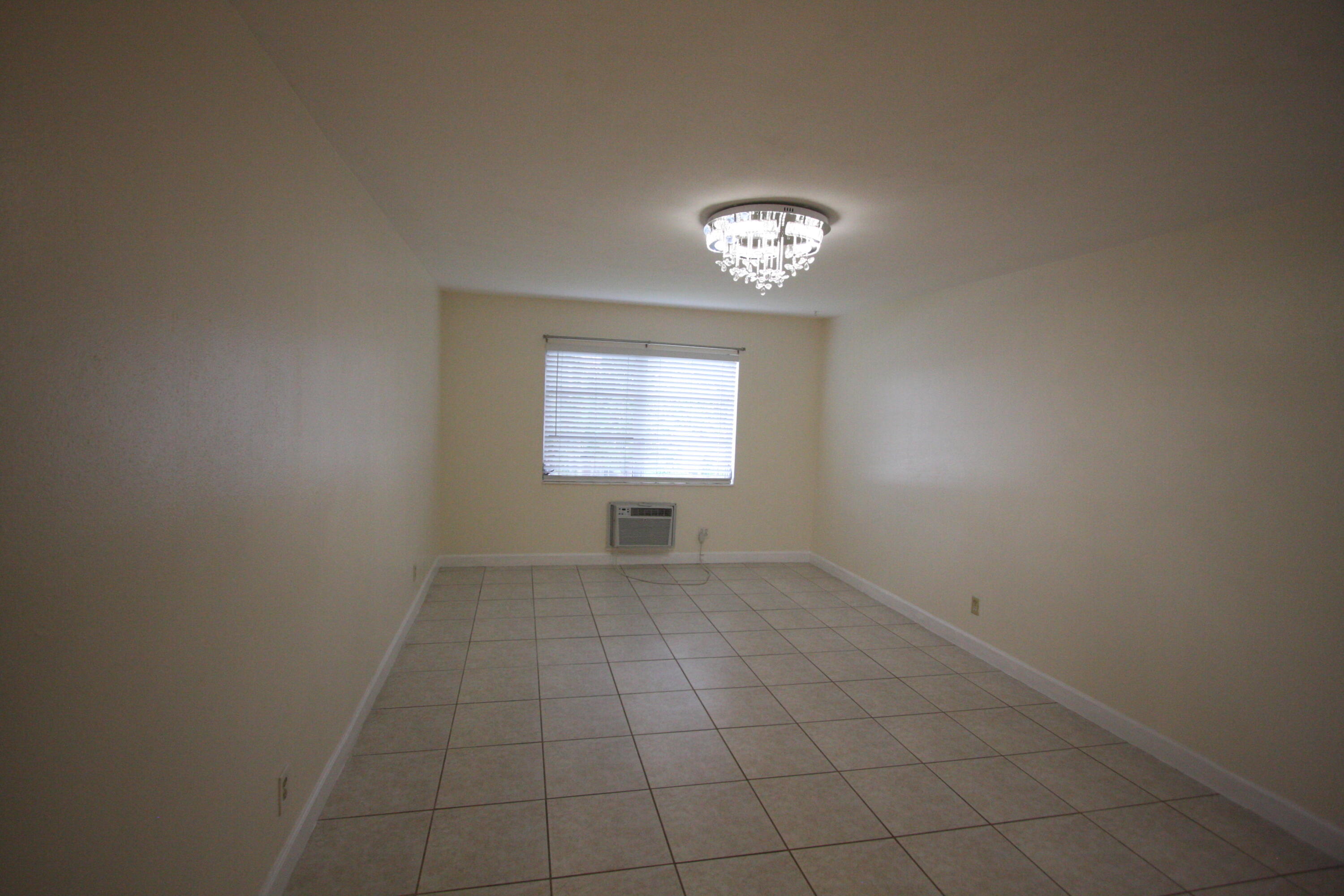 1050 East Sample Road, Unit 209 Pompano Beach, FL 33064 - Photo 17 of 27 IMG_6923