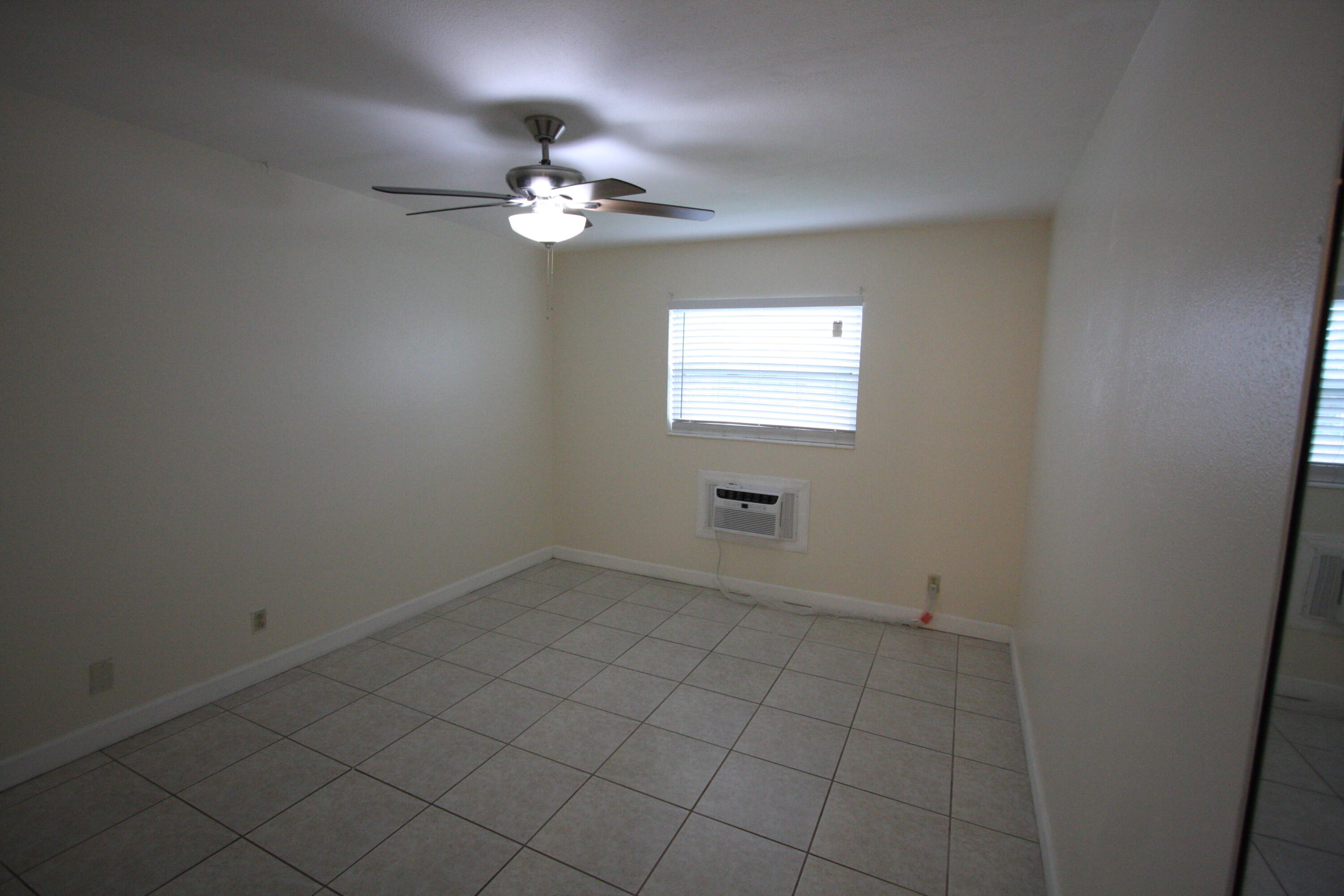 1050 East Sample Road, Unit 209 Pompano Beach, FL 33064 - Photo 24 of 27 IMG_6931