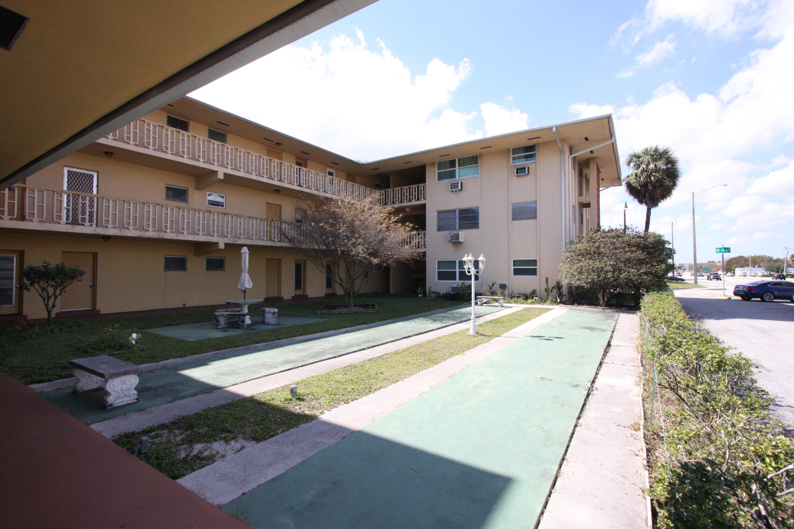 1050 East Sample Road, Unit 209 Pompano Beach, FL 33064 - Photo 5 of 27 IMG_5995