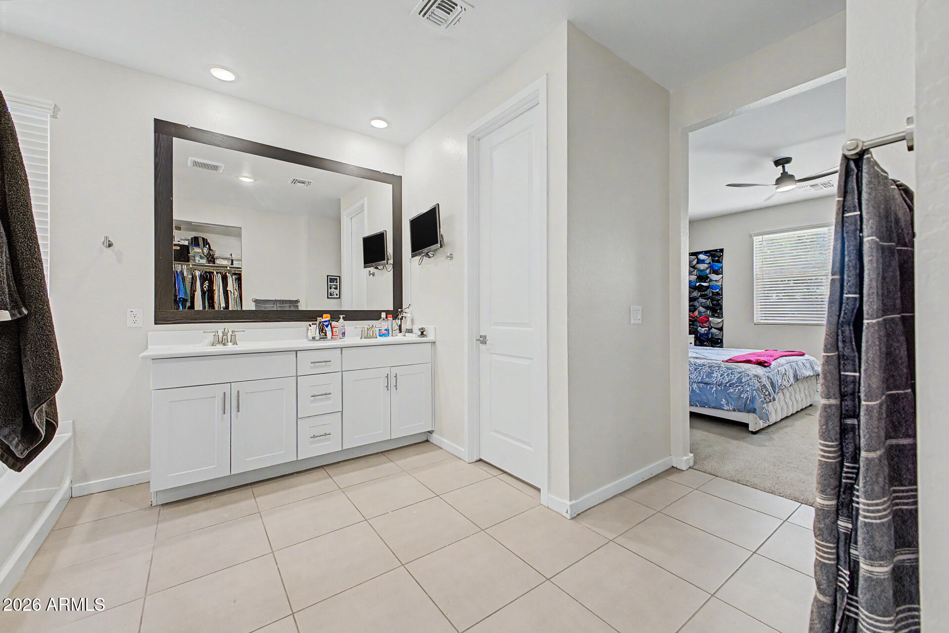 19914 North Lauren Road Maricopa, AZ 85138 - Photo 12 of 25 18 - Lauren