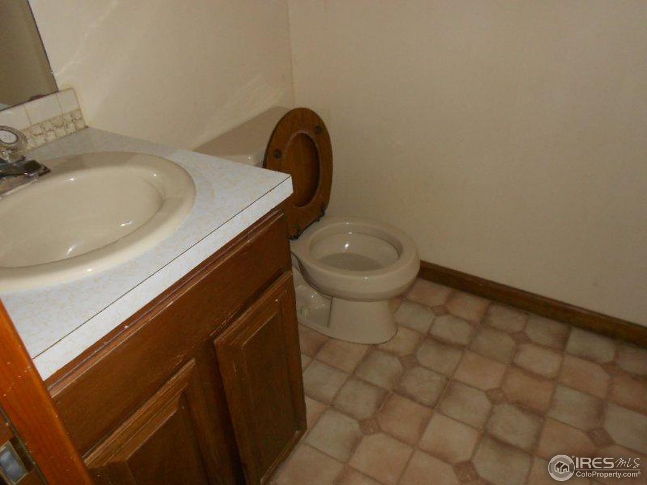 435 East Drake Road, Unit C Fort Collins, CO 80525 - Photo 7 of 8 Gallery Image 7