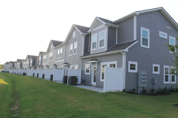 $2,345 | 5711 Cloverwood Drive, Rockvale, TN 37153