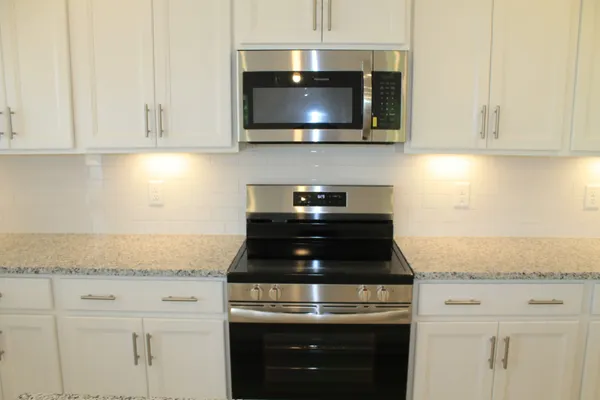 $2,345 | 5711 Cloverwood Drive, Rockvale, TN 37153