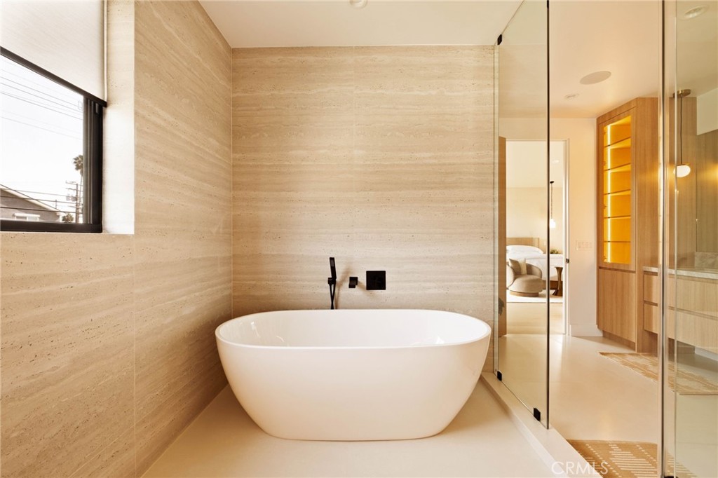 3962 Alla Road Los Angeles, CA 90066 - Photo 11 of 15