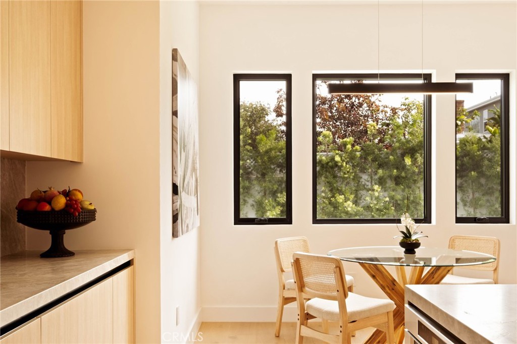 3962 Alla Road Los Angeles, CA 90066 - Photo 5 of 15