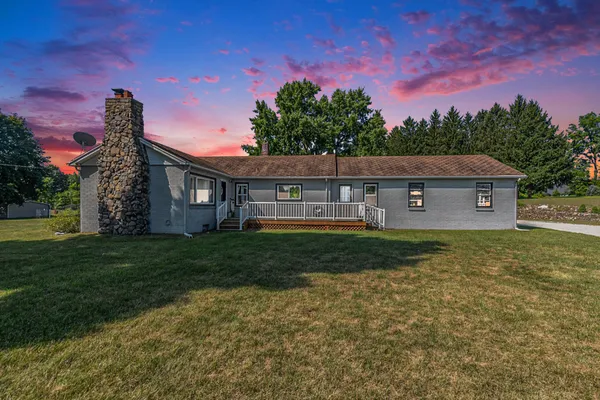 $245,000 | 33273 Highway 12, Niles, MI 49120