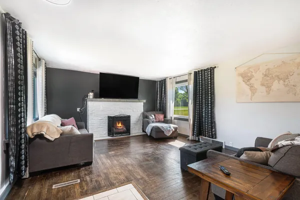 $245,000 | 33273 Highway 12, Niles, MI 49120