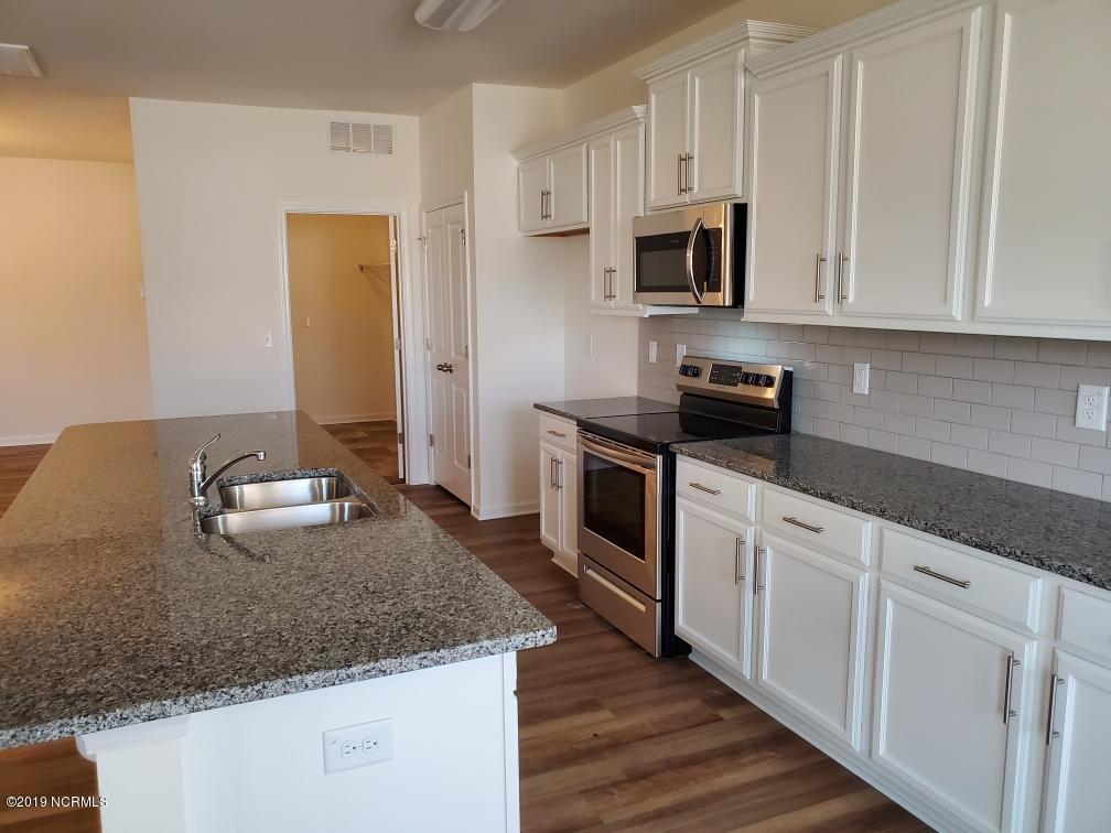 303 Frida Road New Bern, NC 28560 - Photo 12 of 19 Resized_20191026_114330