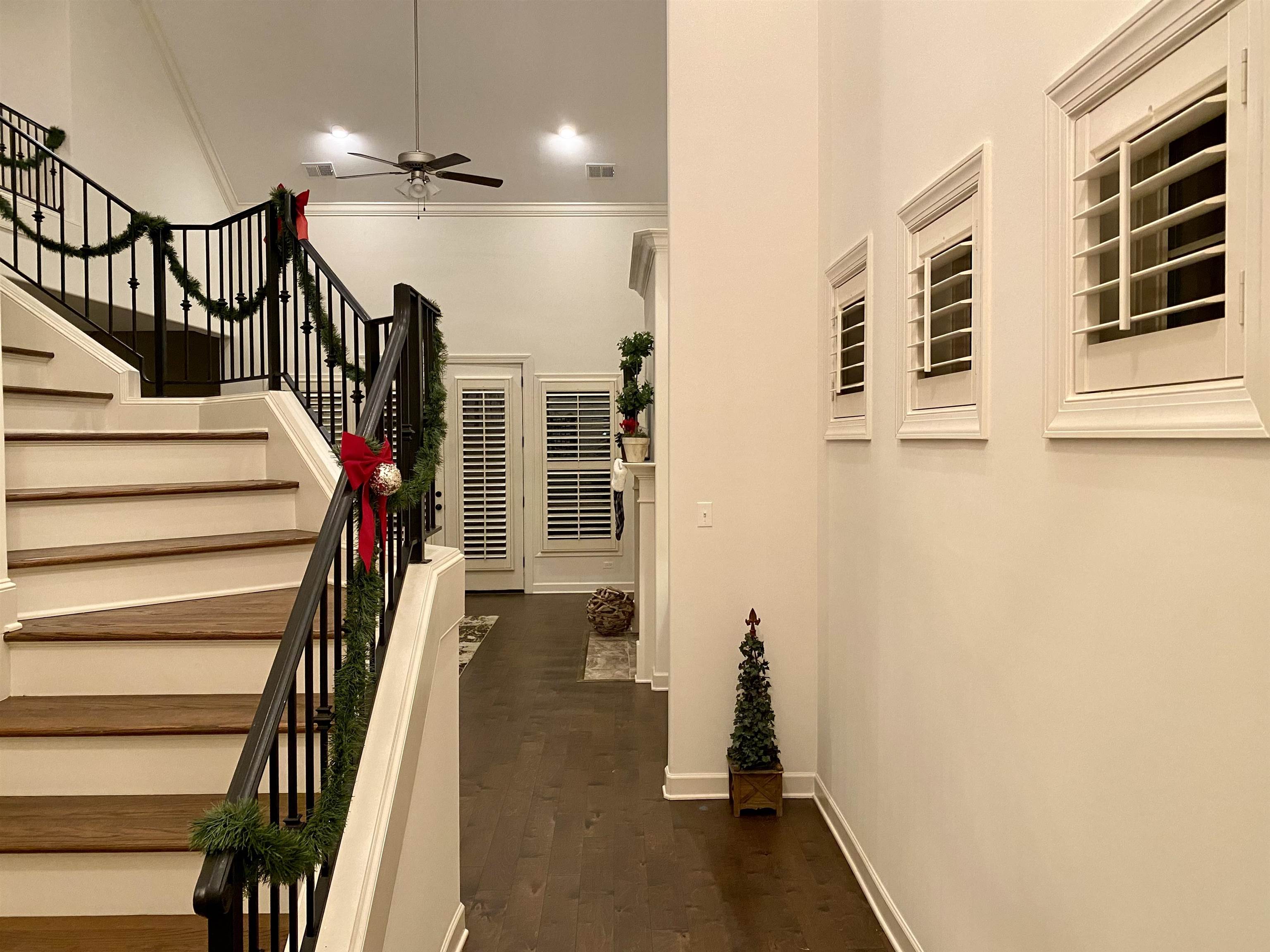 4713 Emmas Circle West Collierville, TN 38017 - Photo 4 of 25 a view of entryway