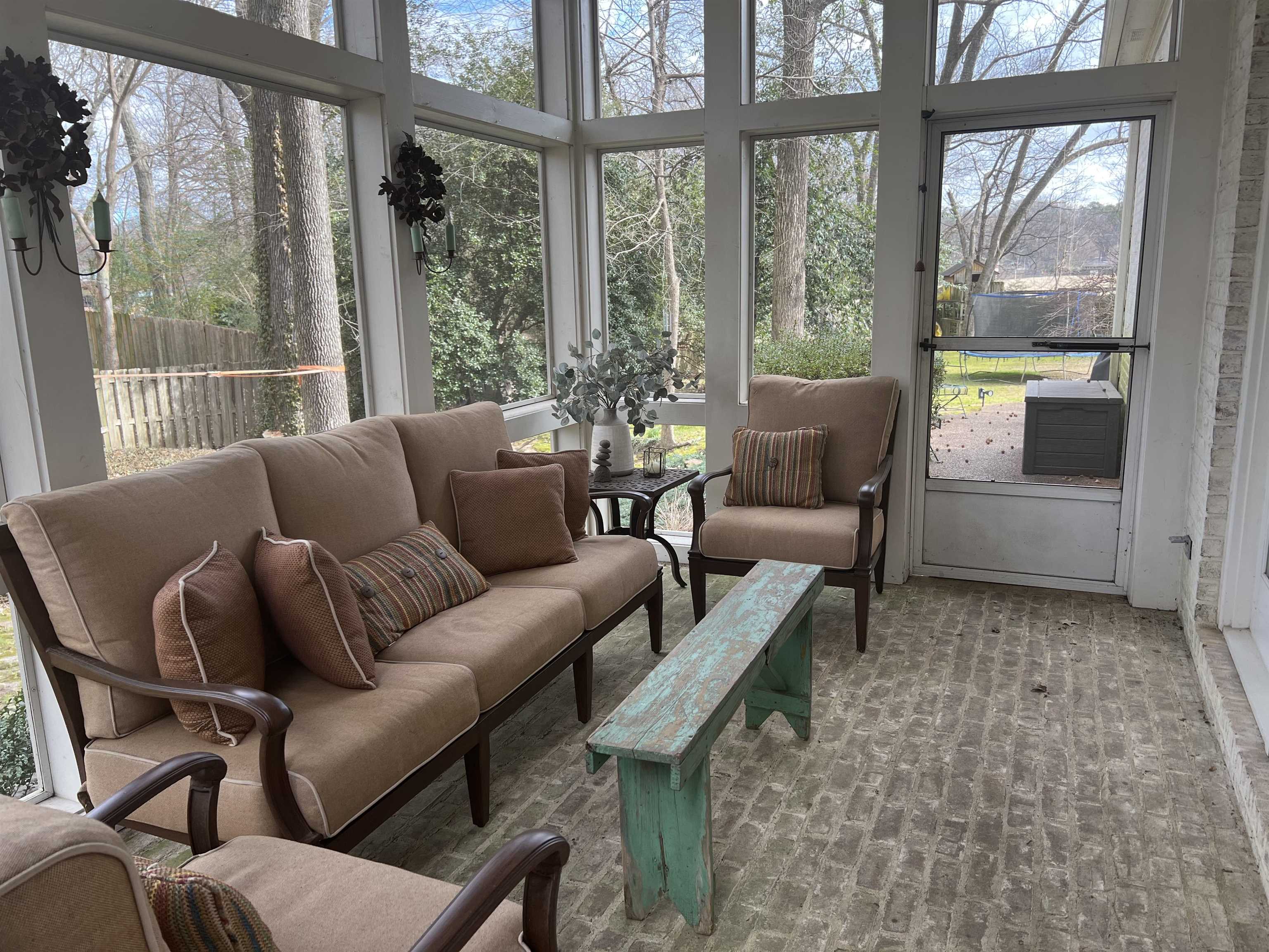 5110 Barry Road Memphis, TN 38117 - Photo 23 of 25 a living room with furniture and a window
