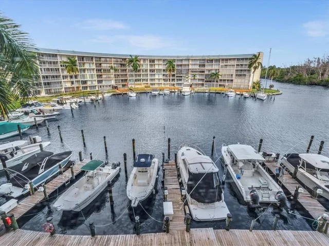 $3,300 | 1537 East Hillsboro Boulevard, Unit 438, Deerfield Beach, FL 33441