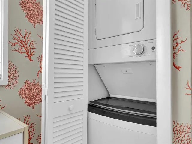 $3,300 | 1537 East Hillsboro Boulevard, Unit 438, Deerfield Beach, FL 33441