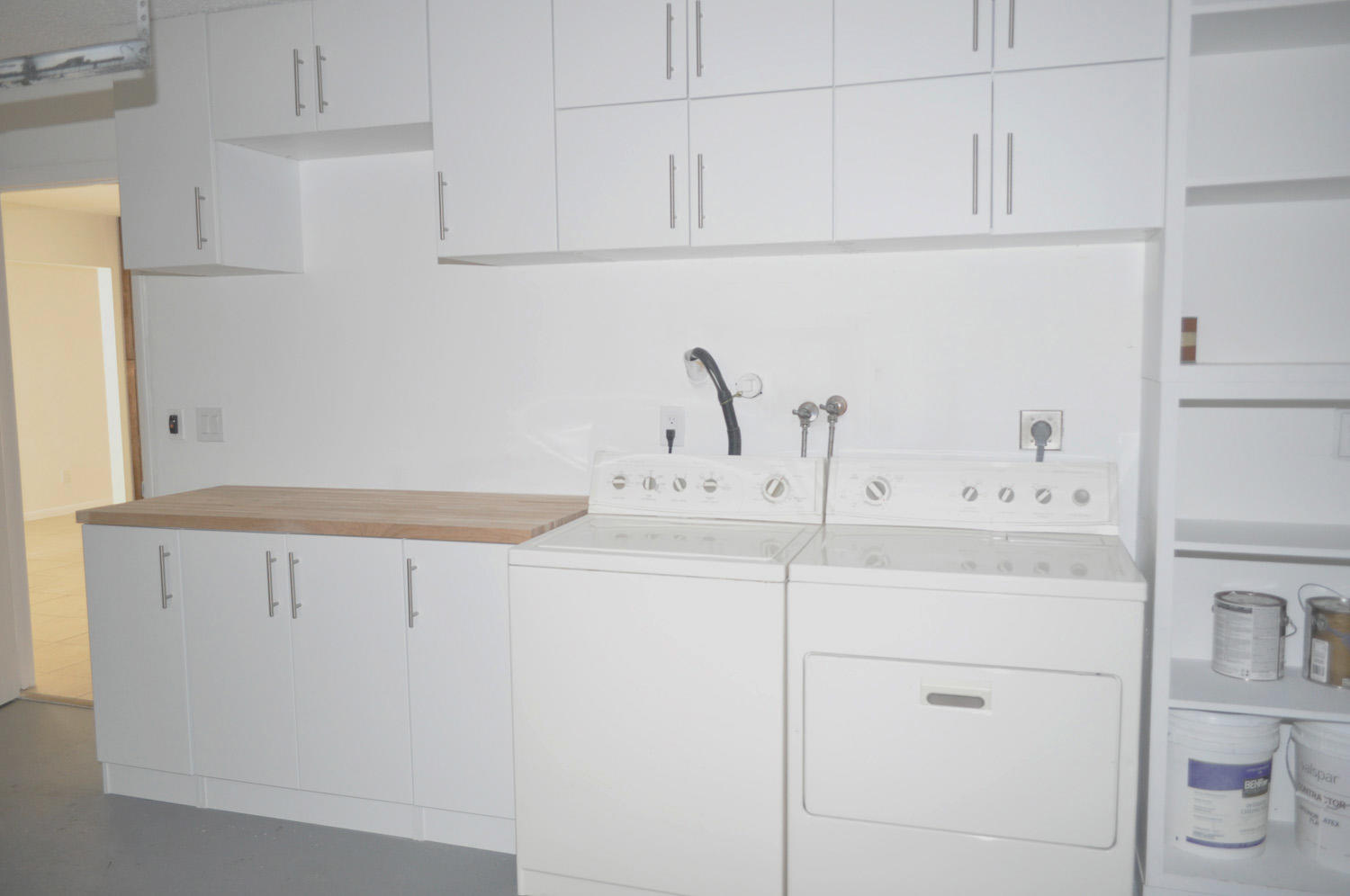 101 Raintree Trail Jupiter, FL 33458 - Photo 20 of 28 LAUNDRY/STORAGE
