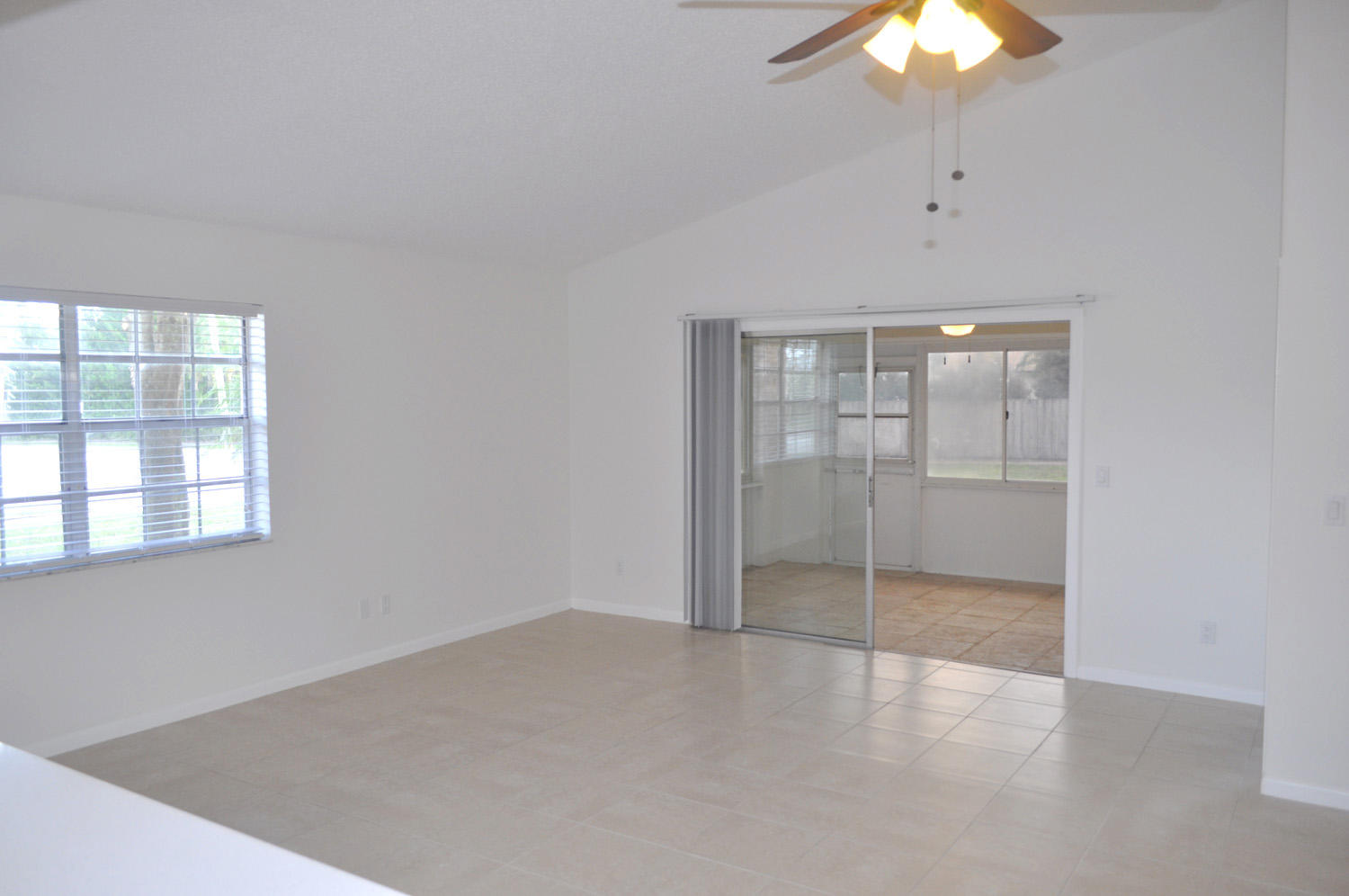 101 Raintree Trail Jupiter, FL 33458 - Photo 8 of 28 DSC_0971