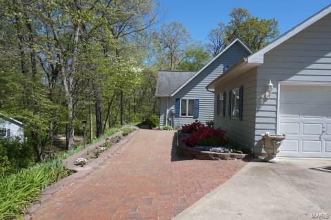 3005 Terpening Road Alton, IL 62002 - Photo 11 of 94