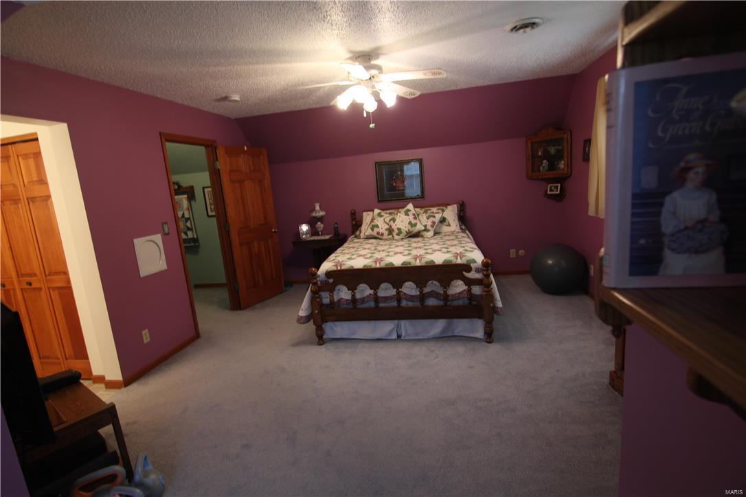 3005 Terpening Road Alton, IL 62002 - Photo 25 of 94