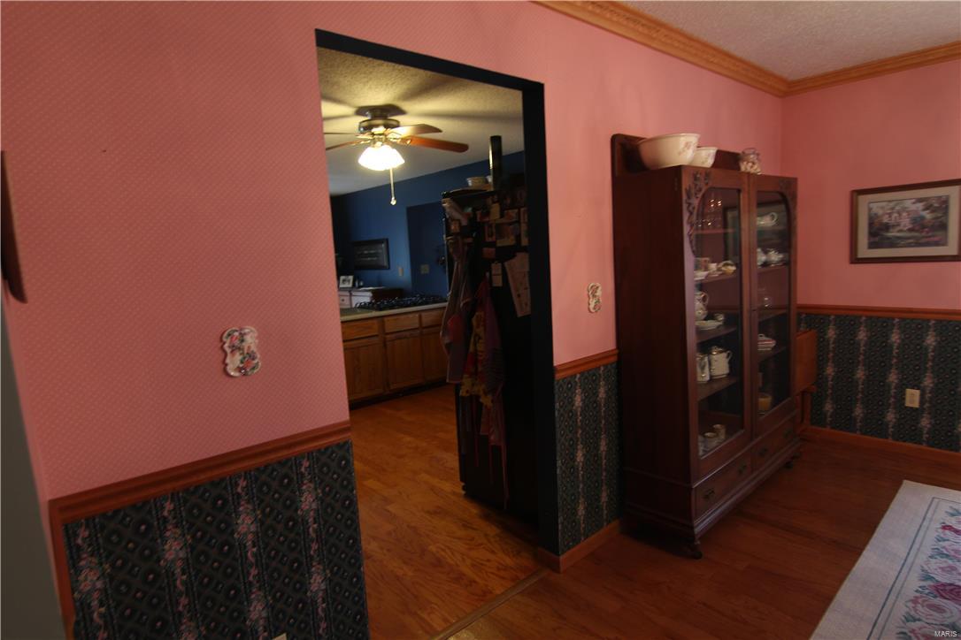 3005 Terpening Road Alton, IL 62002 - Photo 27 of 94