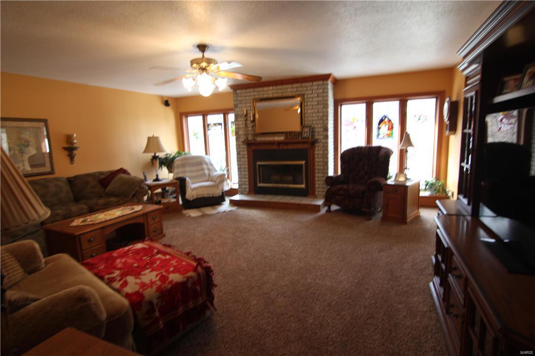 3005 Terpening Road Alton, IL 62002 - Photo 34 of 94