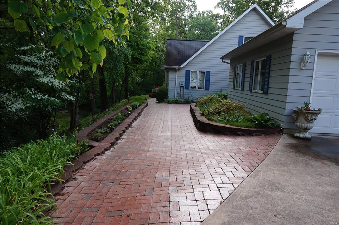 3005 Terpening Road Alton, IL 62002 - Photo 5 of 94