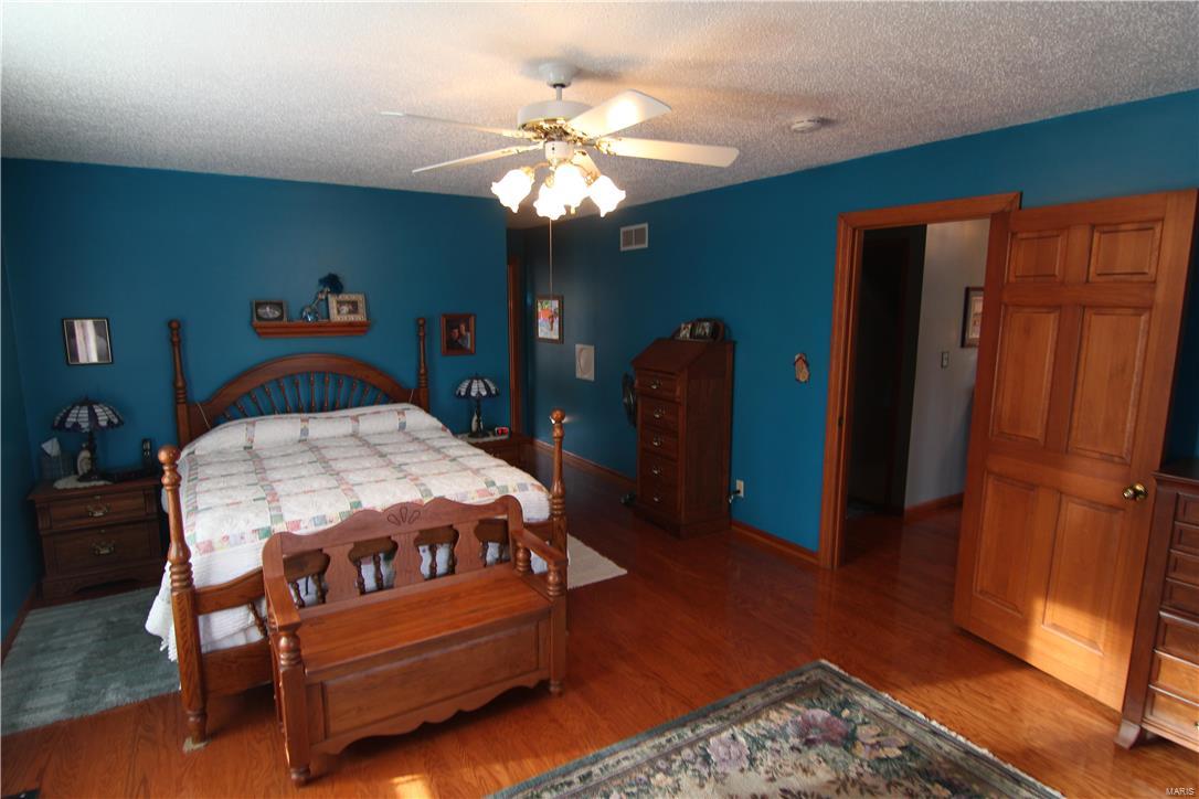 3005 Terpening Road Alton, IL 62002 - Photo 58 of 94