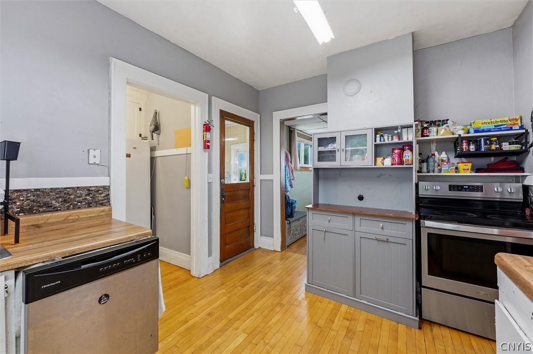 907 Woods Road Geddes, NY 13209 - Photo 10 of 38 Gallery Image 10