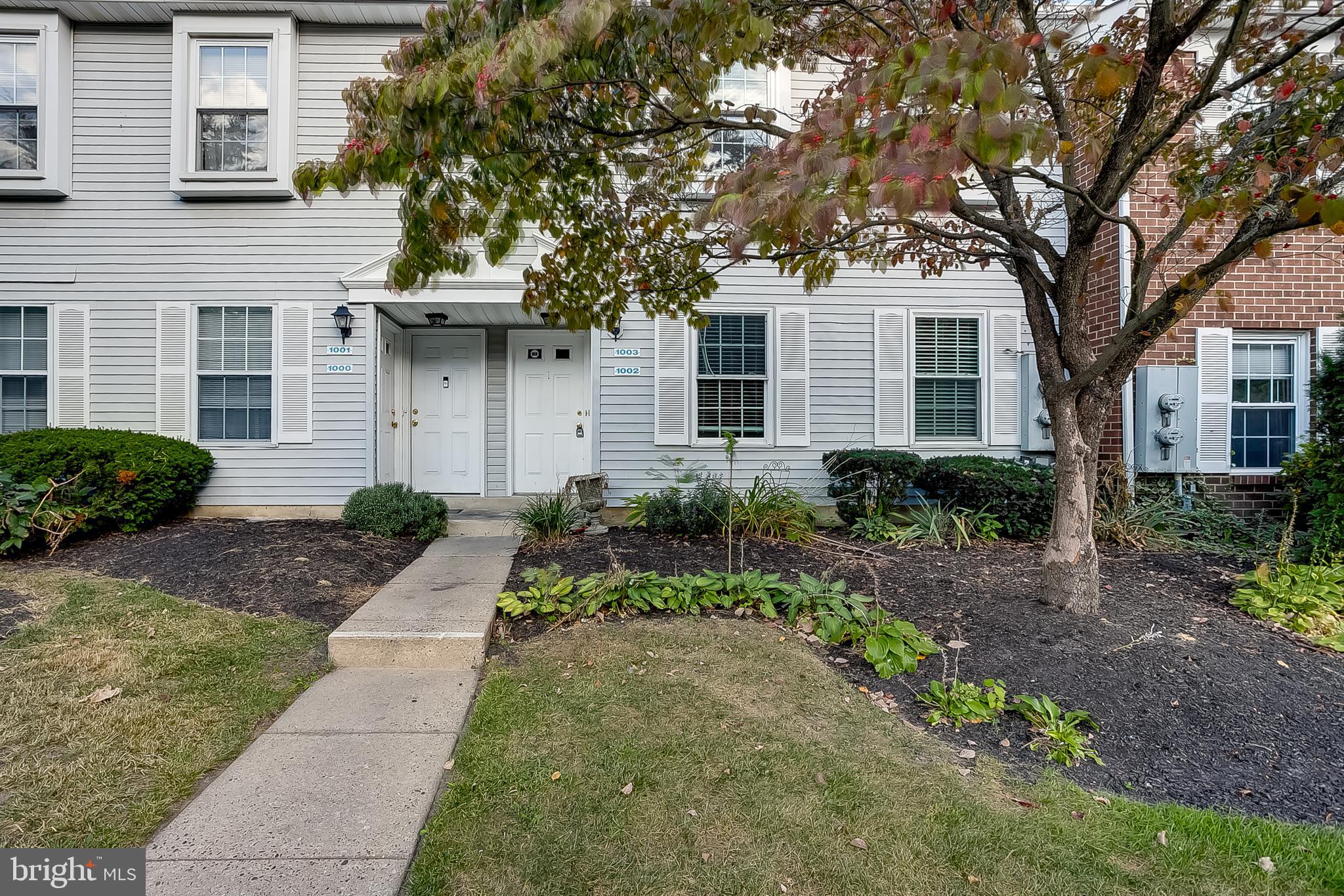 1003 Huntingdon Mews Clementon, NJ 08021 - Photo 1 of 13 Front Exterior