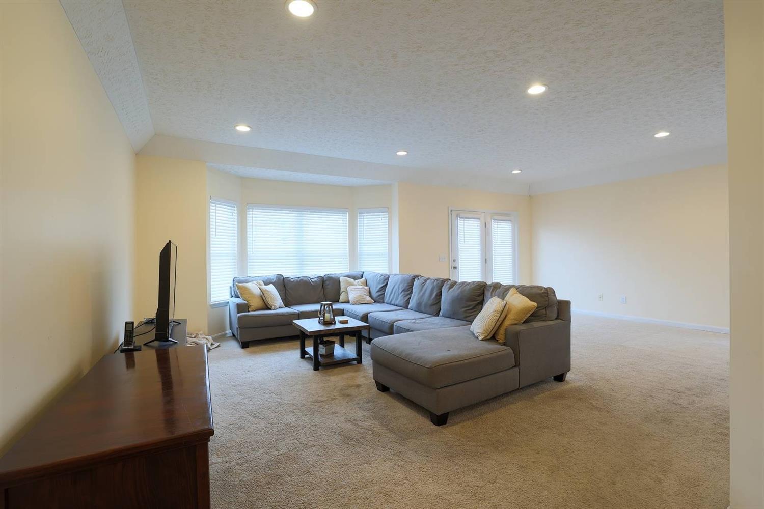 10716 Stone Ridge Way Harrison, OH 45030 - Photo 5 of 31 Gallery Image 5