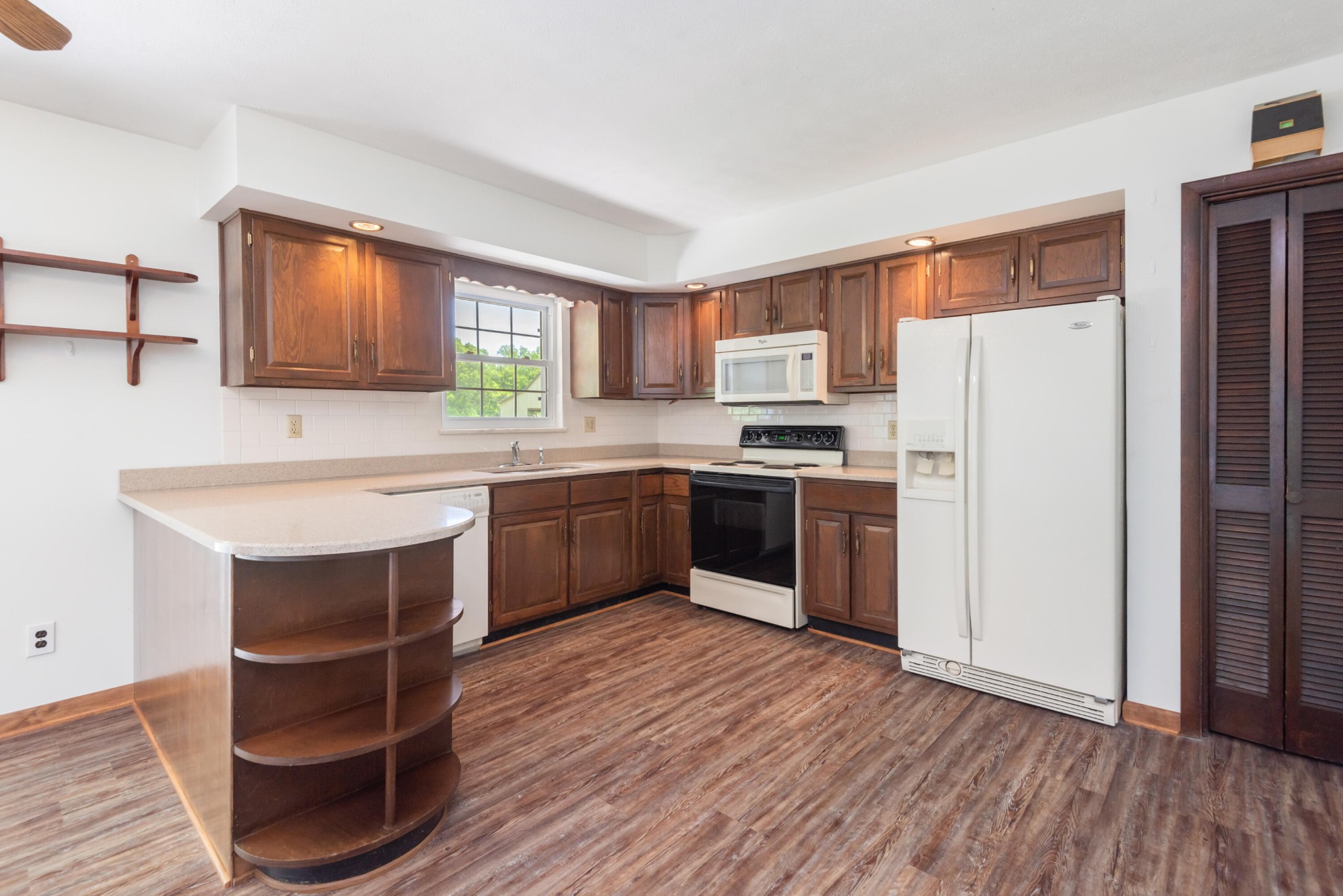 8130 Bell Road Knoxville, TN 37938 - Photo 10 of 31 Gallery Image 10