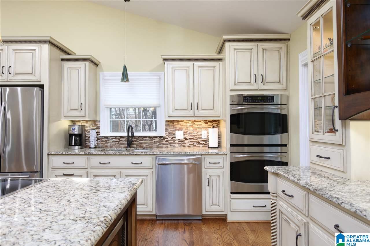 1444 Shades Crest Road Birmingham, AL 35226 - Photo 7 of 33
