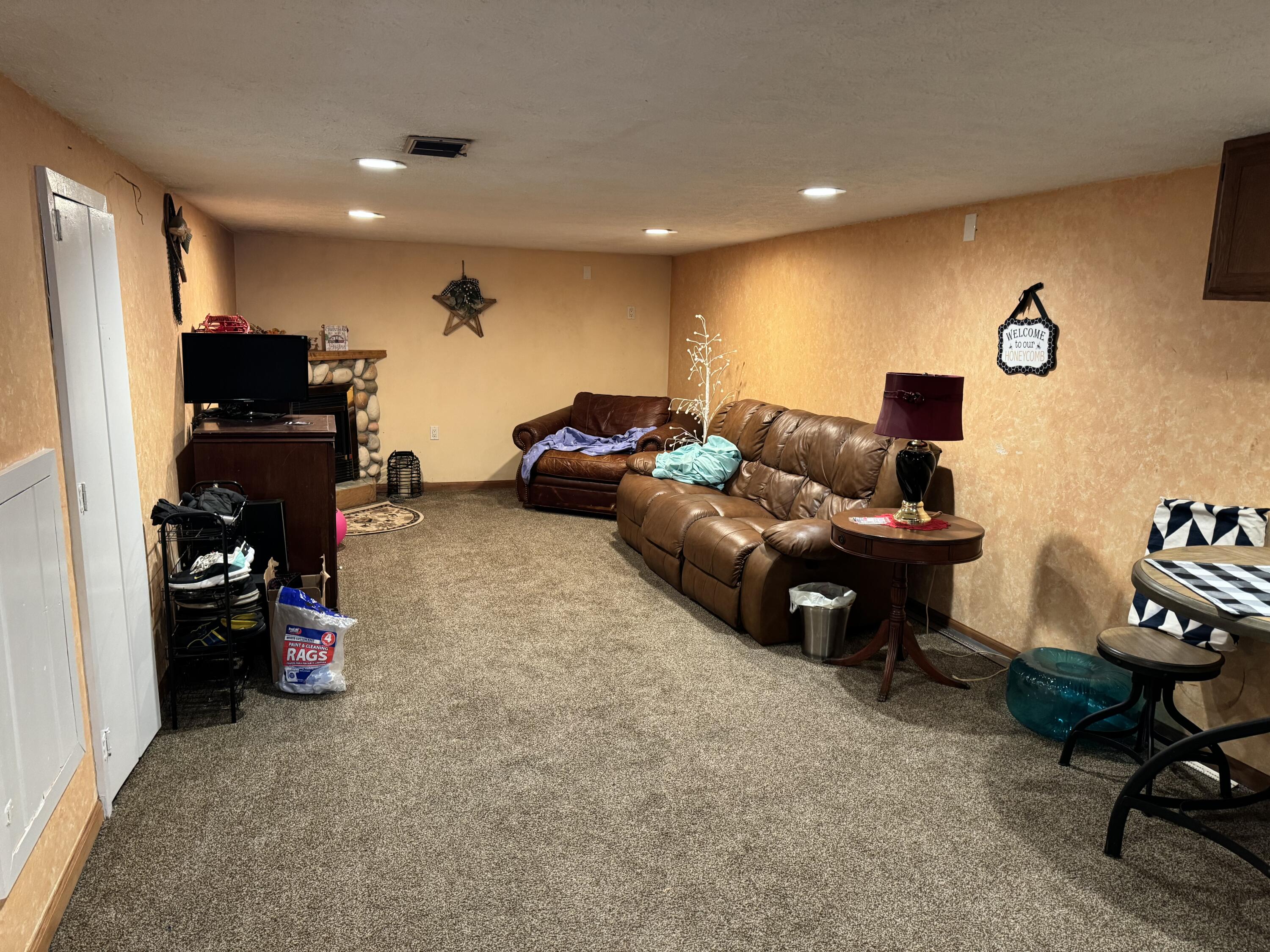 2007 Whitehall Road Muskegon, MI 49445 - Photo 22 of 28 IMG_6055