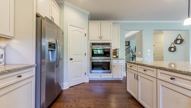 2210 David Green Road Mount Pleasant, SC 29466 - Photo 6 of 37 Westerly Furnished Interior (9)