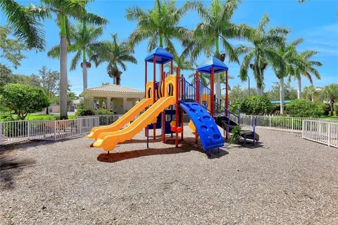$479,000 | 3142 Andorra Court, Naples, FL 34109