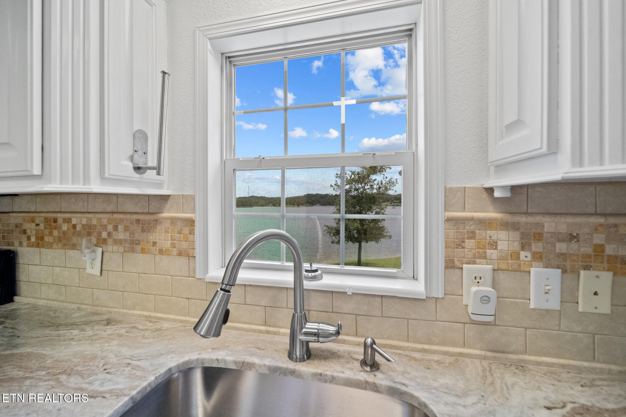 1002 Moonside Way Sevierville, TN 37876 - Photo 26 of 59 dsc06288