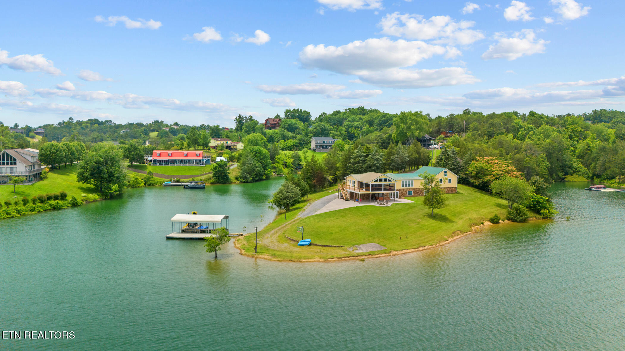 1002 Moonside Way Sevierville, TN 37876 - Photo 3 of 59 dji_20250612135603_0876_d