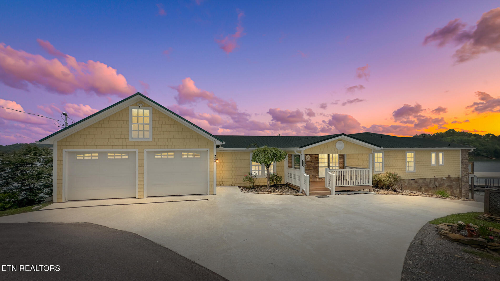 1002 Moonside Way Sevierville, TN 37876 - Photo 54 of 59 img_1899_1