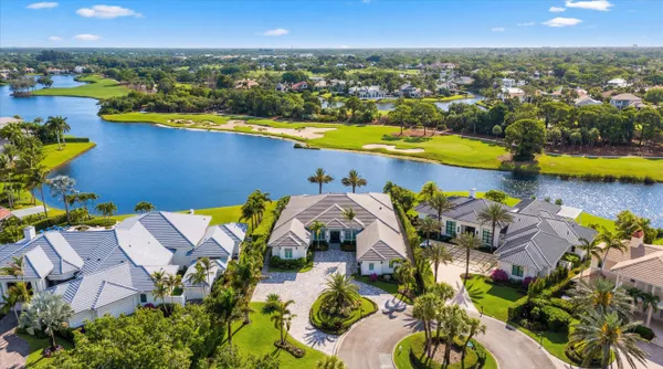 $11,300,000 | 206 Locha Drive, Jupiter, FL 33458