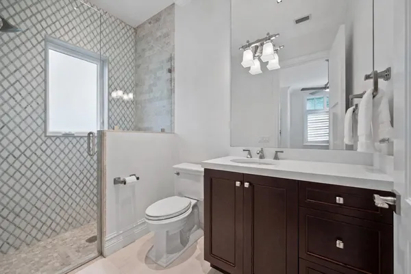 $11,300,000 | 206 Locha Drive, Jupiter, FL 33458