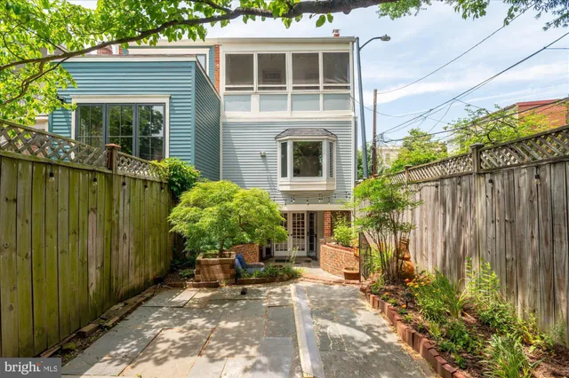 $2,295,000 | 6 7th Street Southeast, Washington, DC 20003