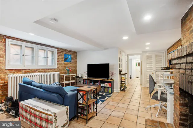 $2,295,000 | 6 7th Street Southeast, Washington, DC 20003