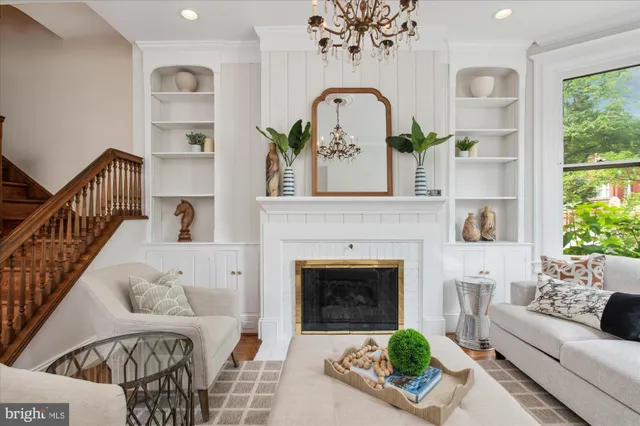 $2,295,000 | 6 7th Street Southeast, Washington, DC 20003