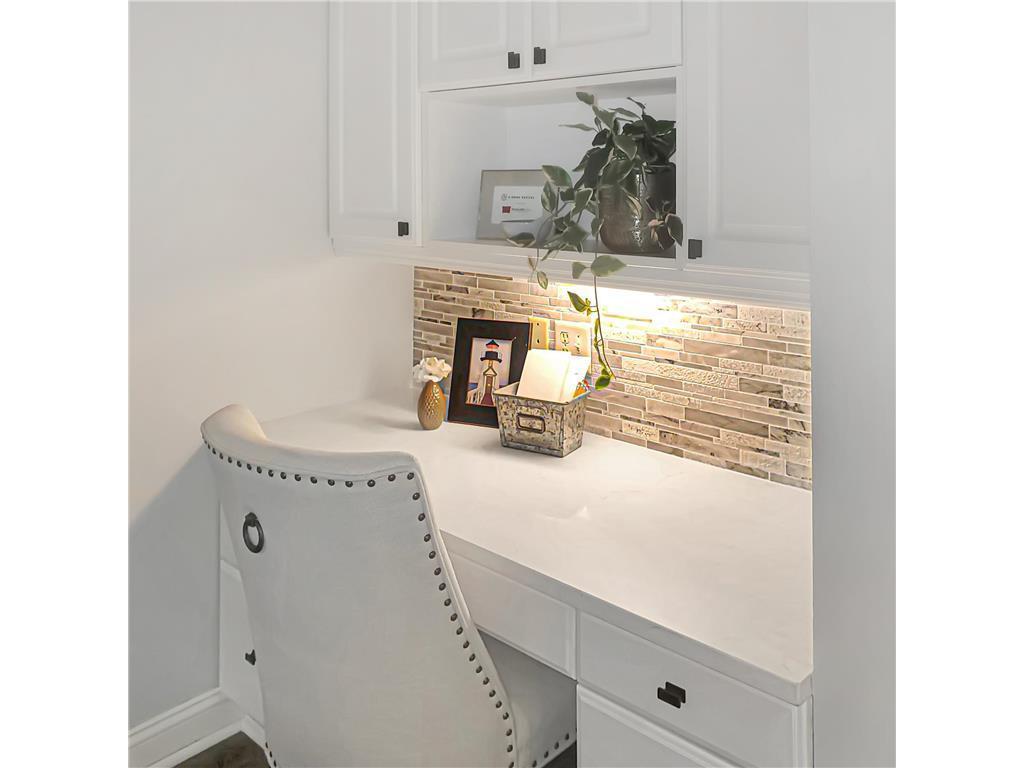 9258 Shetland Road Eden Prairie, MN 55347 - Photo 11 of 55 Gallery Image 11