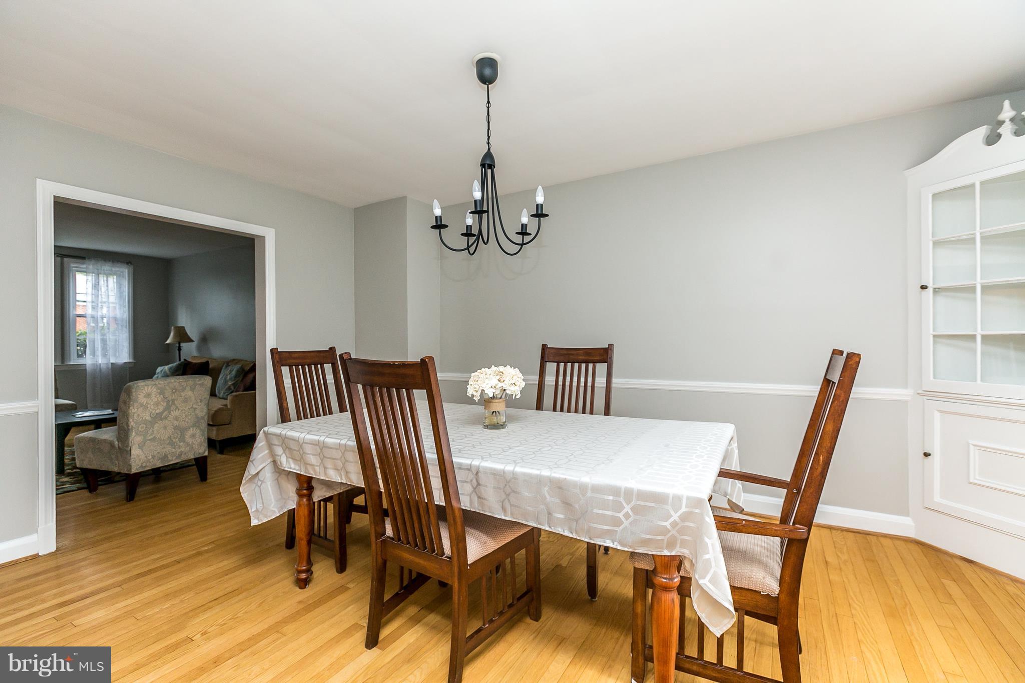 230 Blenheim Road Baltimore, MD 21212 - Photo 14 of 42 Dining Room