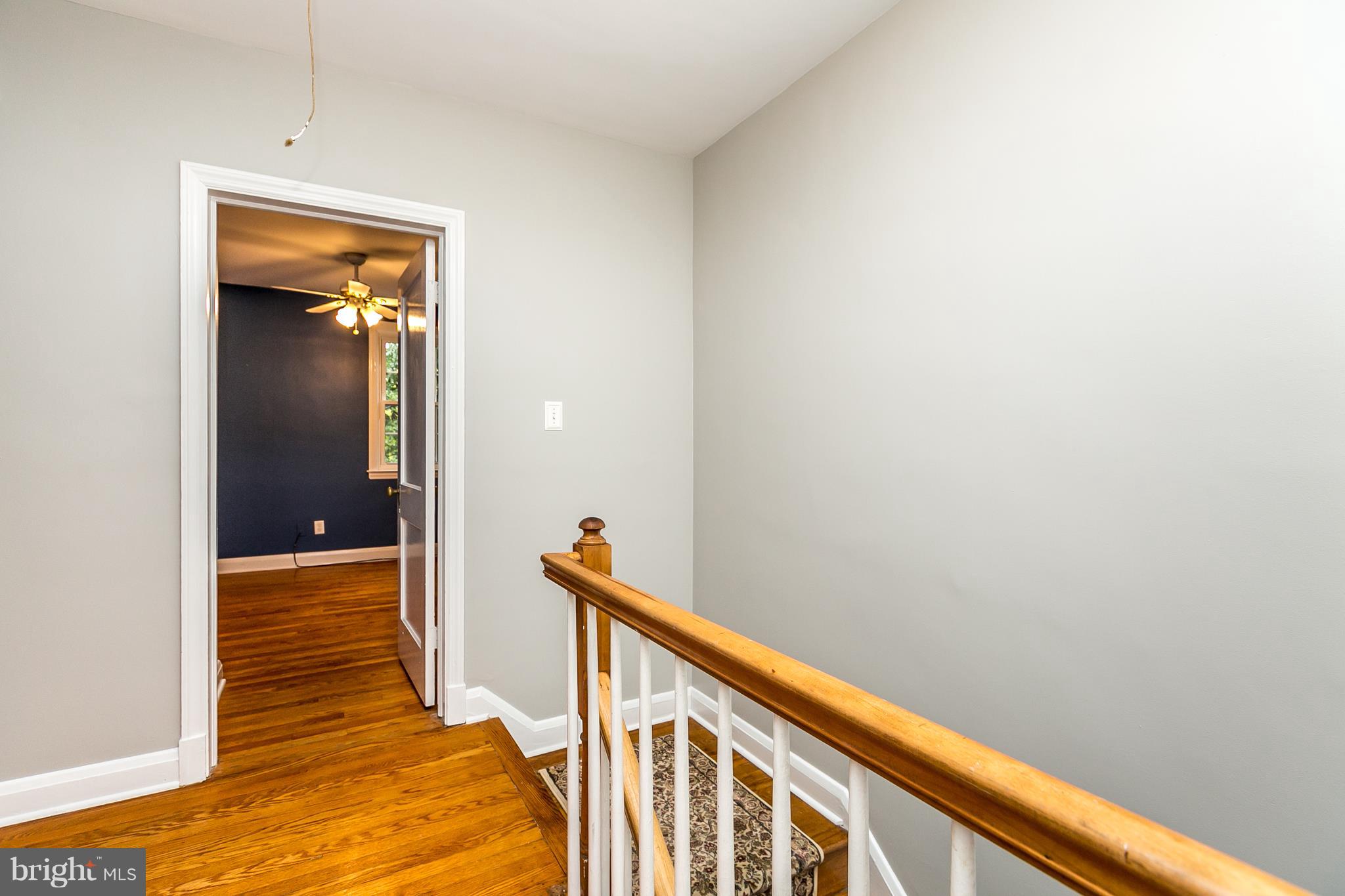 230 Blenheim Road Baltimore, MD 21212 - Photo 22 of 42 Hallway