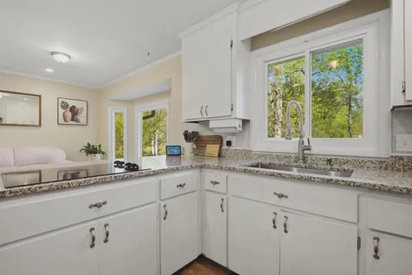 $399,900 | 140 Water View Drive, Columbia, SC 29212