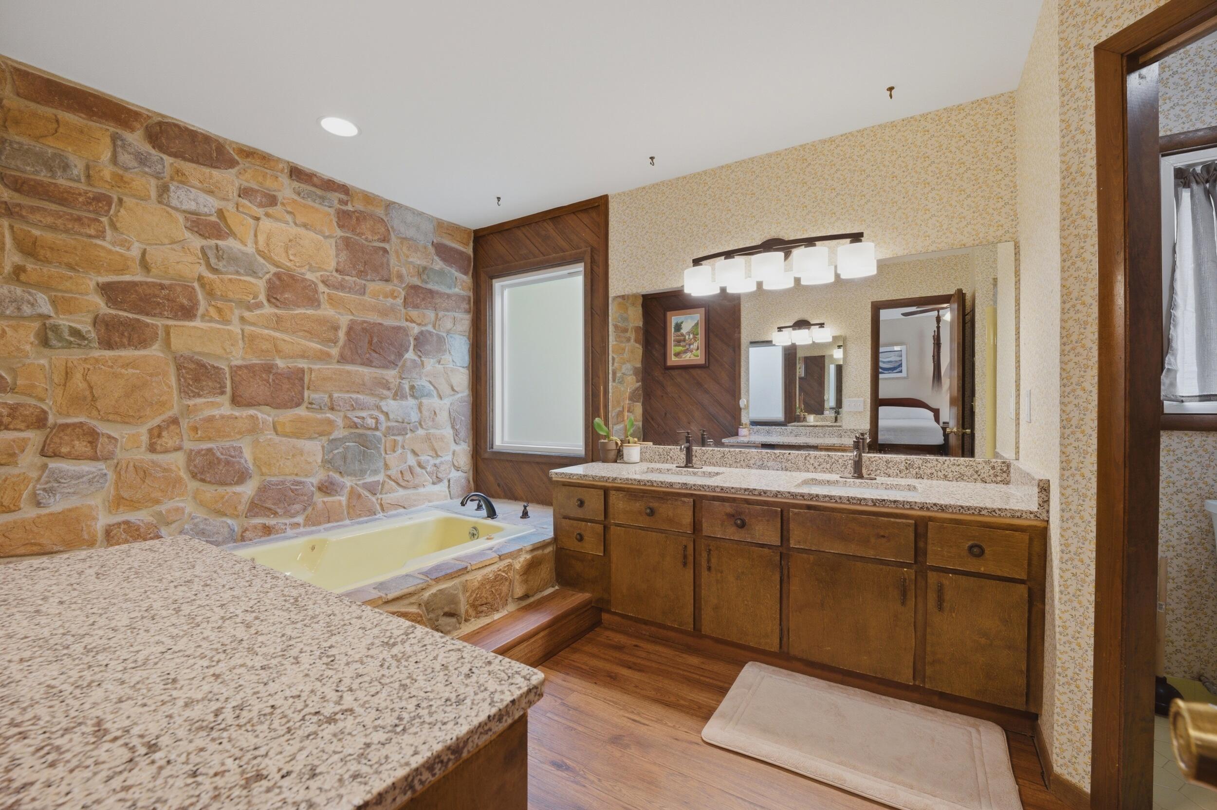 140 Water View Drive Columbia, SC 29212 - Photo 30 of 58 Primary Bath