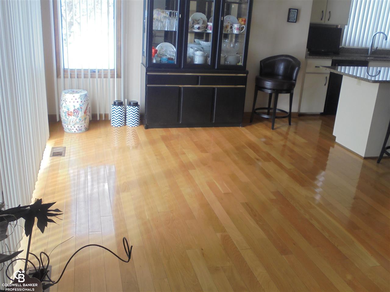 16960 Armada Center Road Armada, MI 48005 - Photo 21 of 72 Hardwood Floors