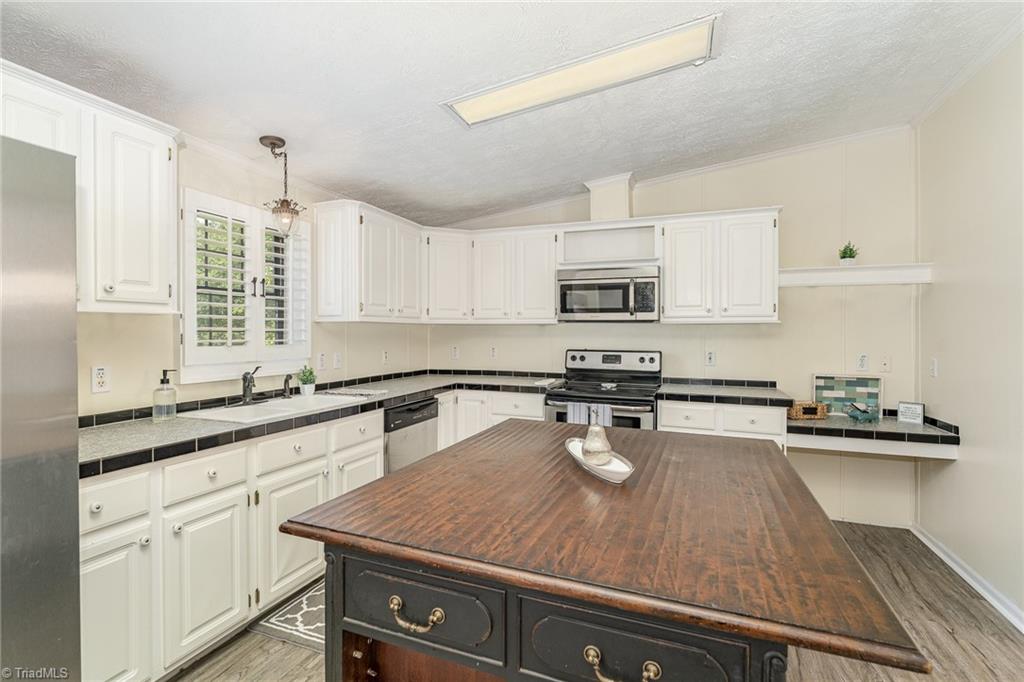 2975 Motsinger Road Winston-Salem, NC 27107 - Photo 12 of 30 Gallery Image 12