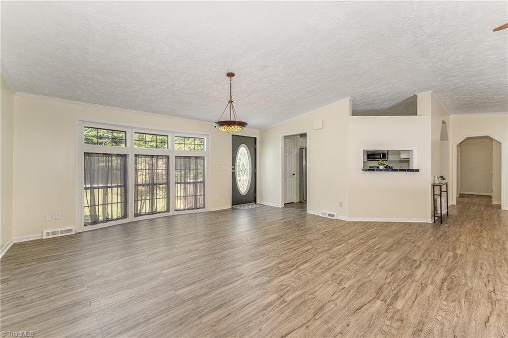 2975 Motsinger Road Winston-Salem, NC 27107 - Photo 8 of 30 Gallery Image 8